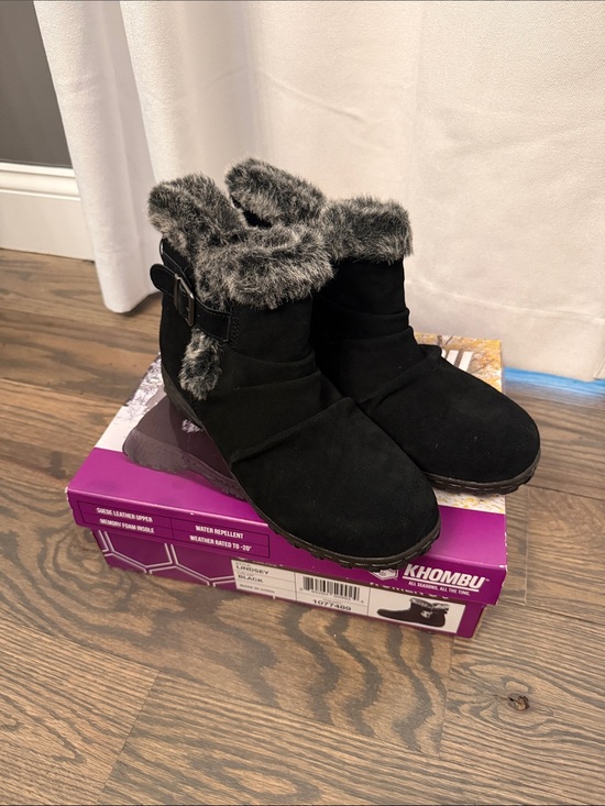 Khombu Shoes - Khombu Black Ankle Winter Boots with Gray Faux-Fur Cuff